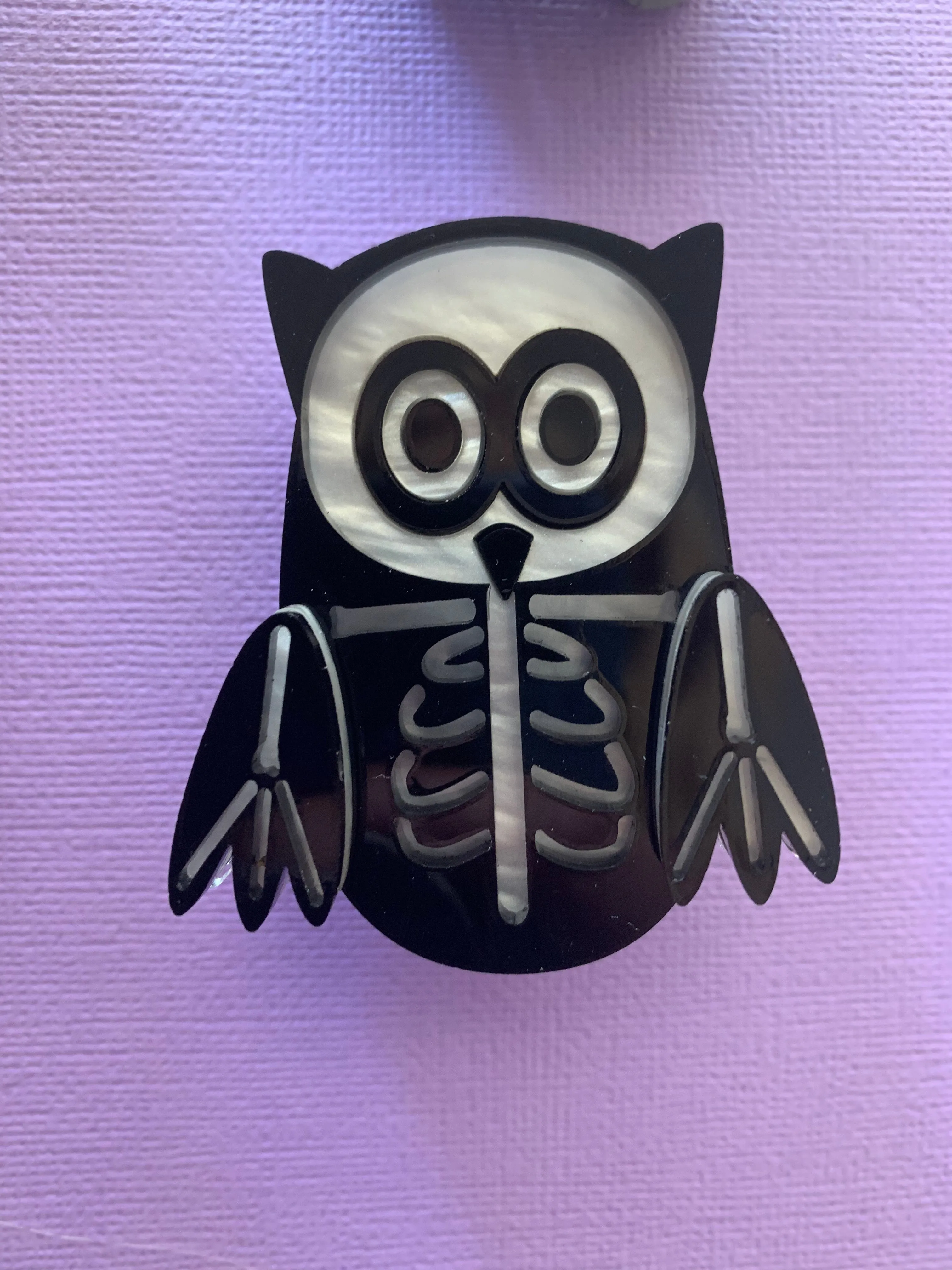 Bones the ☠ skeleton 🦉 owl - Brooch