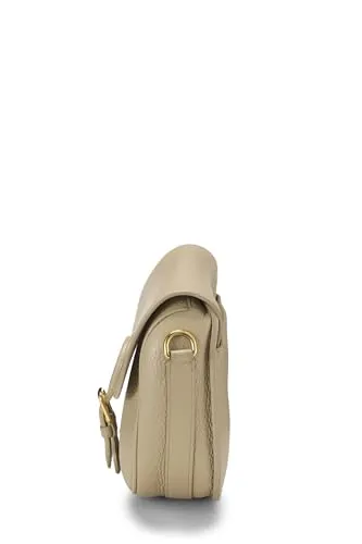 Dior,  Beige Calfskin Bobby Flap Medium, Beige