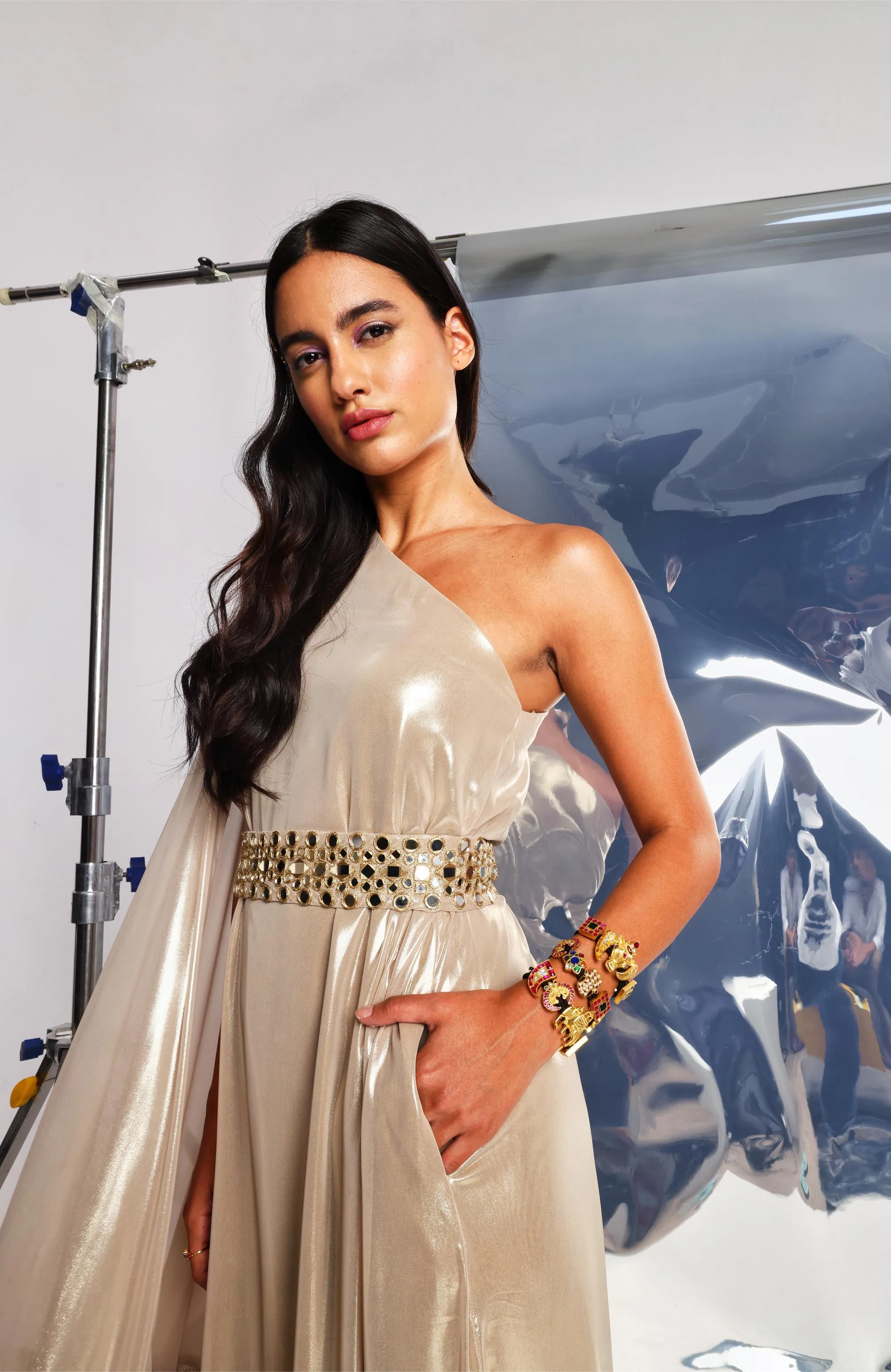 GOLD ONE SHOULDER DRESS